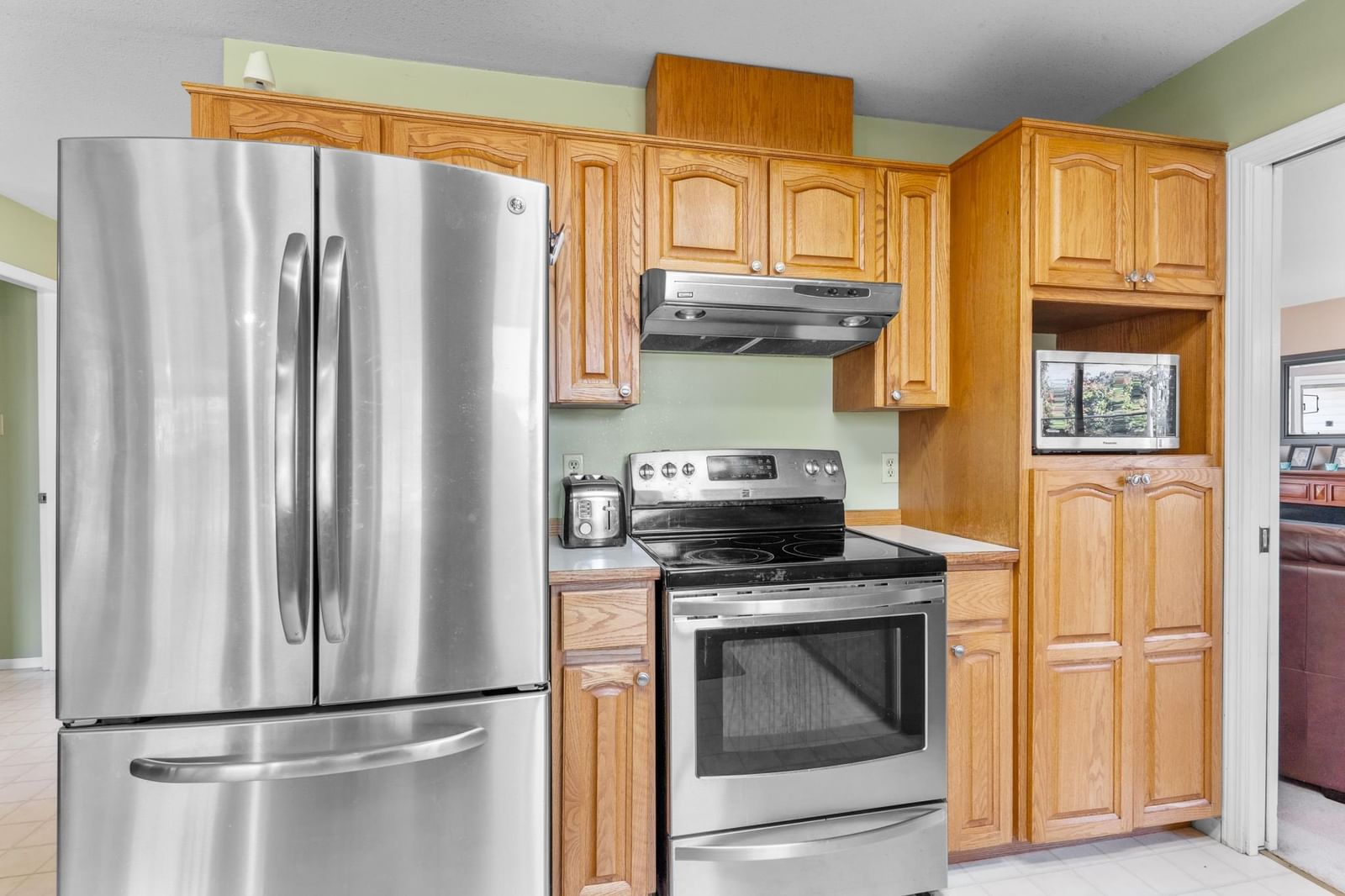 Listing Image 5