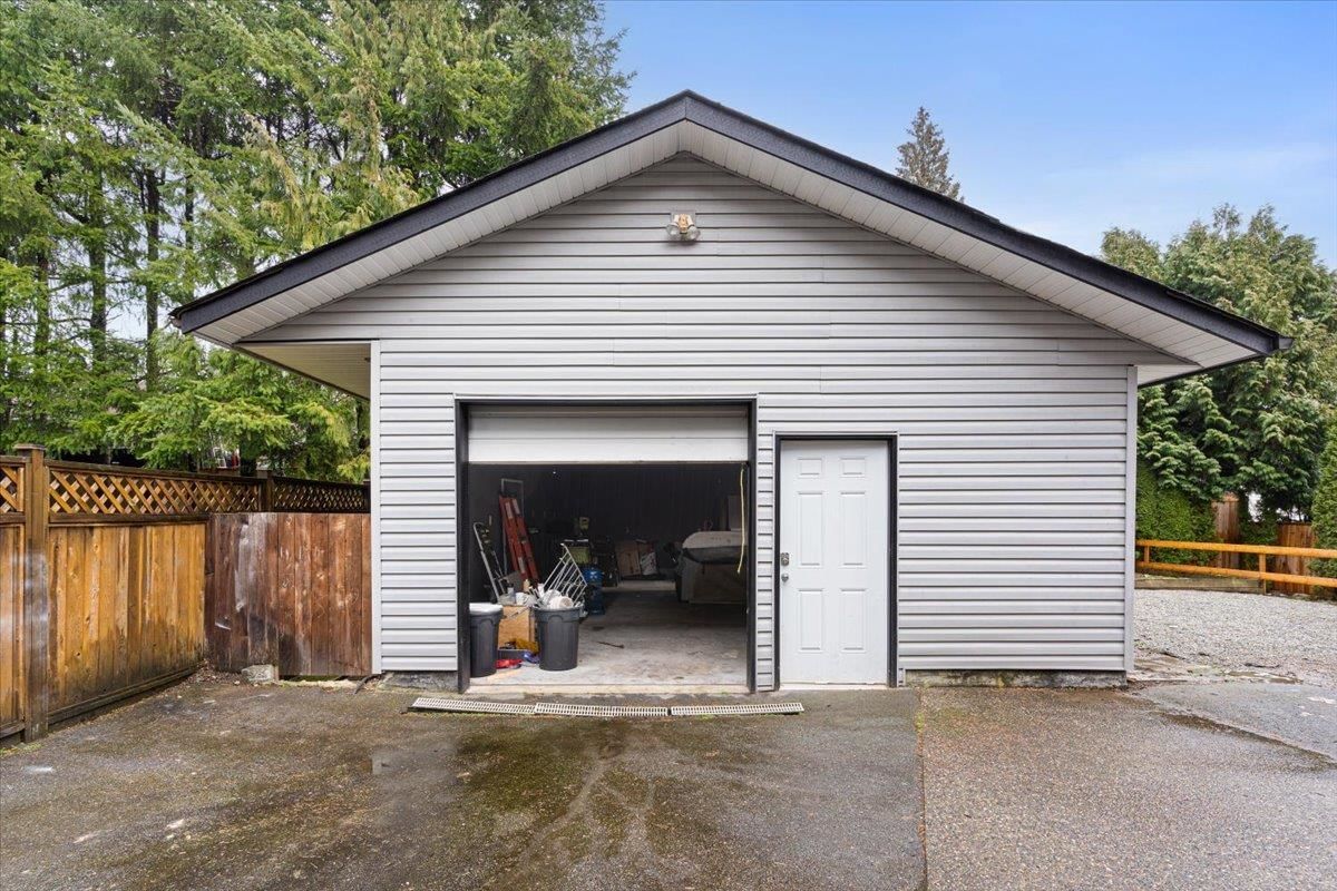 Listing Image 17