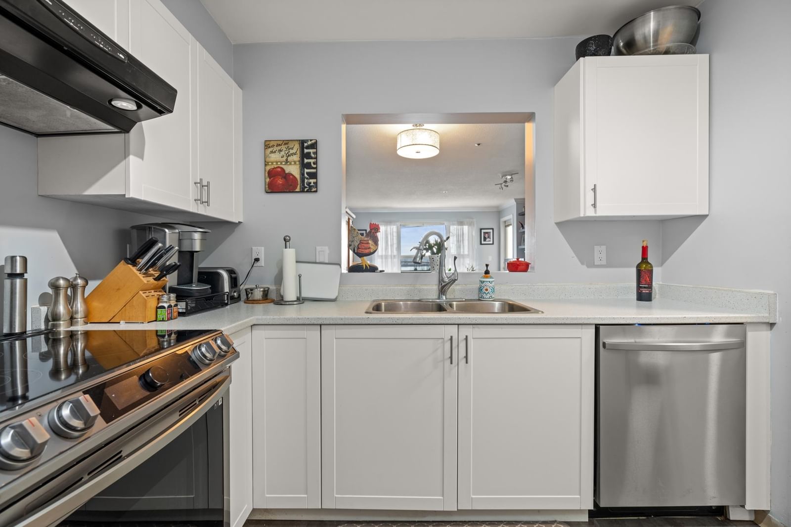Listing Image 15