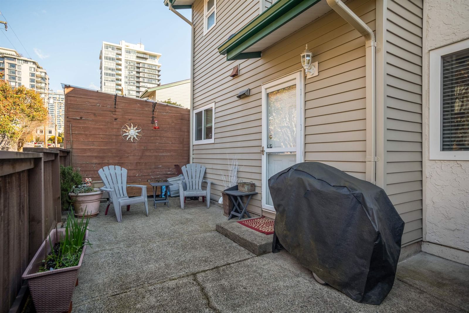 Listing Image 24