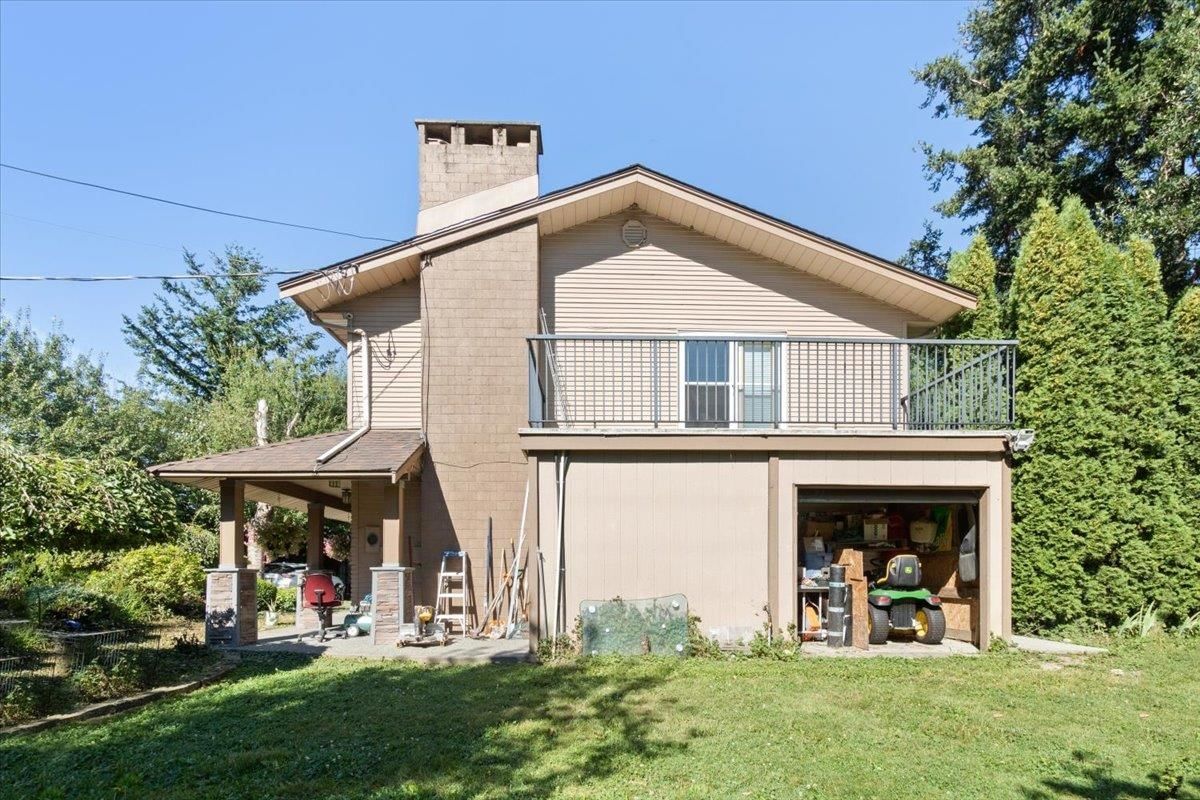 Listing Image 4