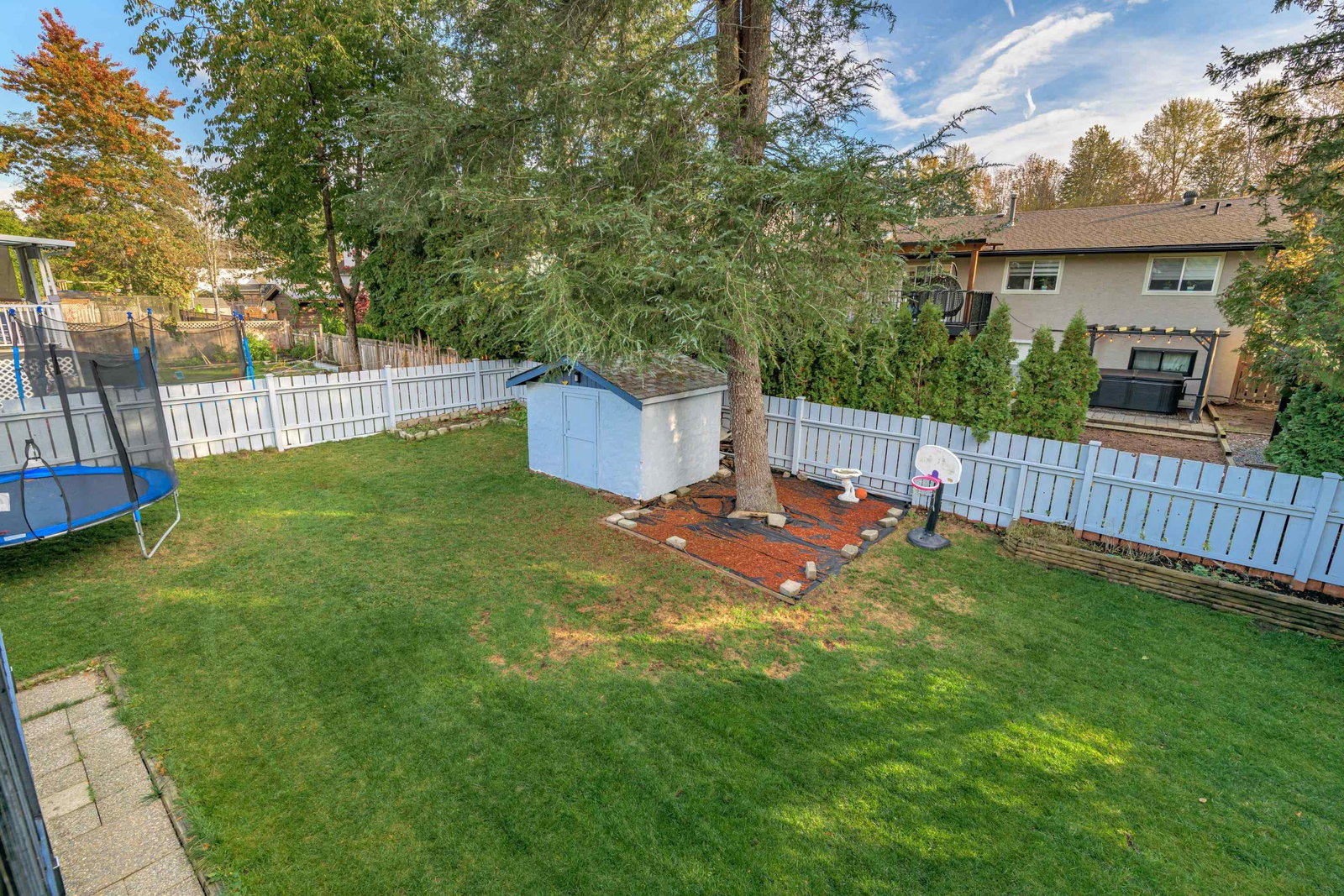 Listing Image 25