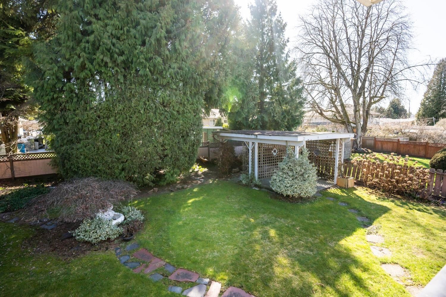 Listing Image 17