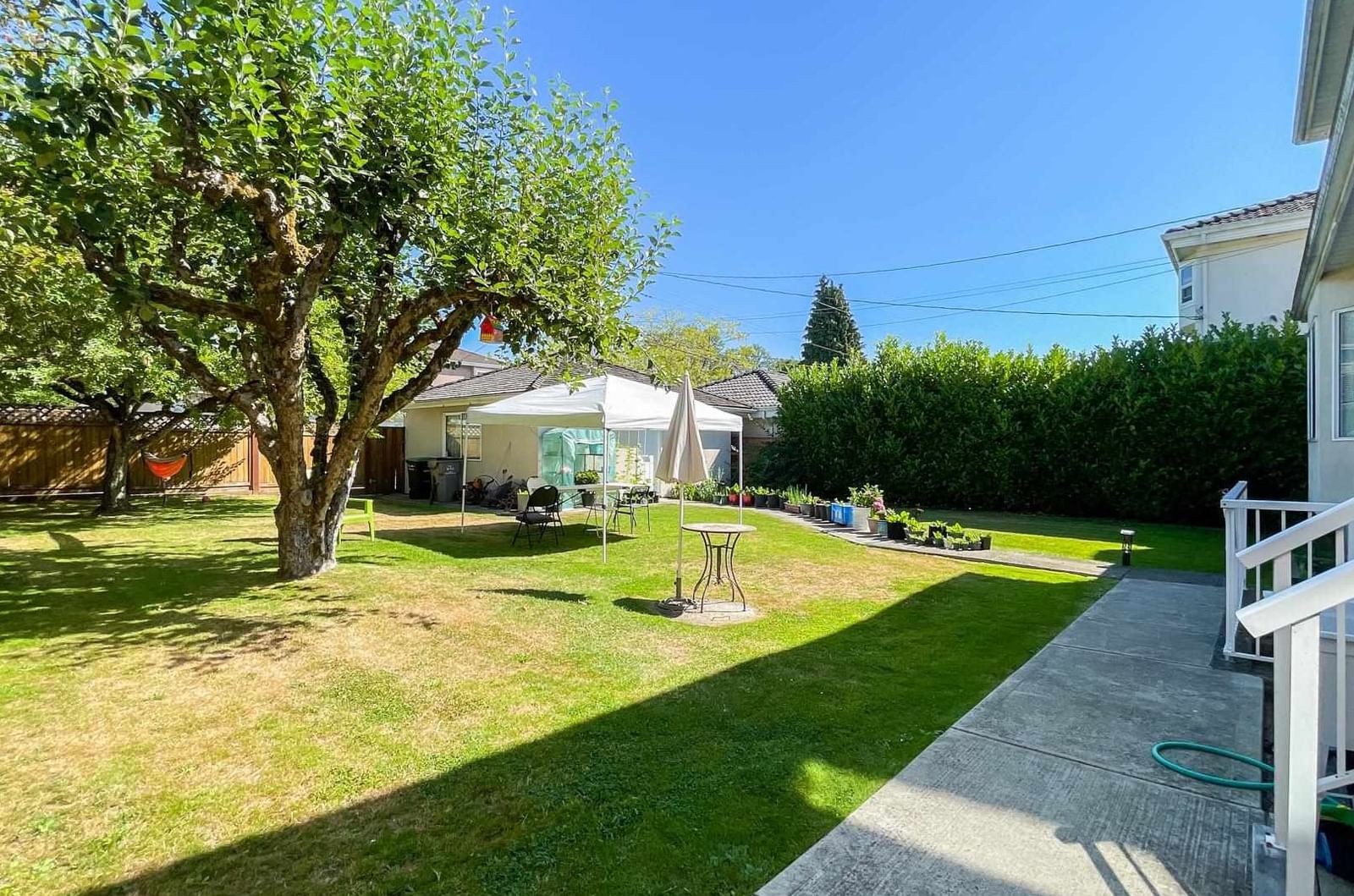 Listing Image 14
