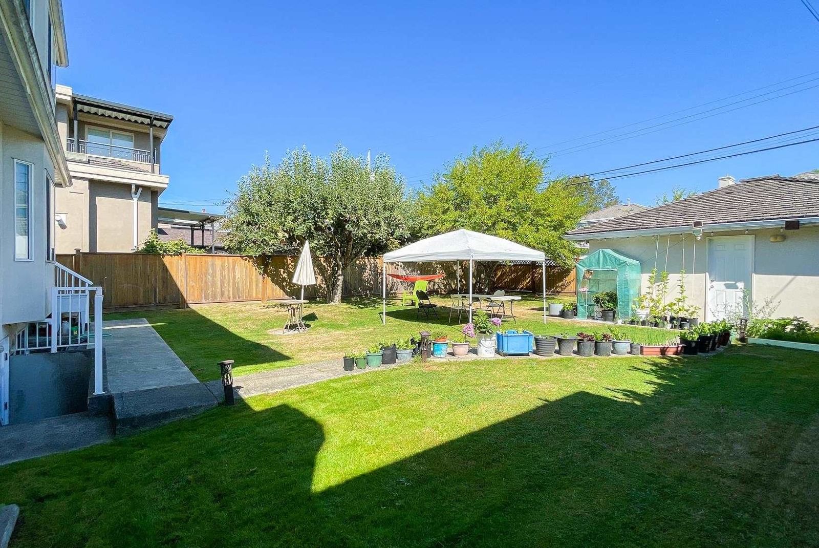 Listing Image 19