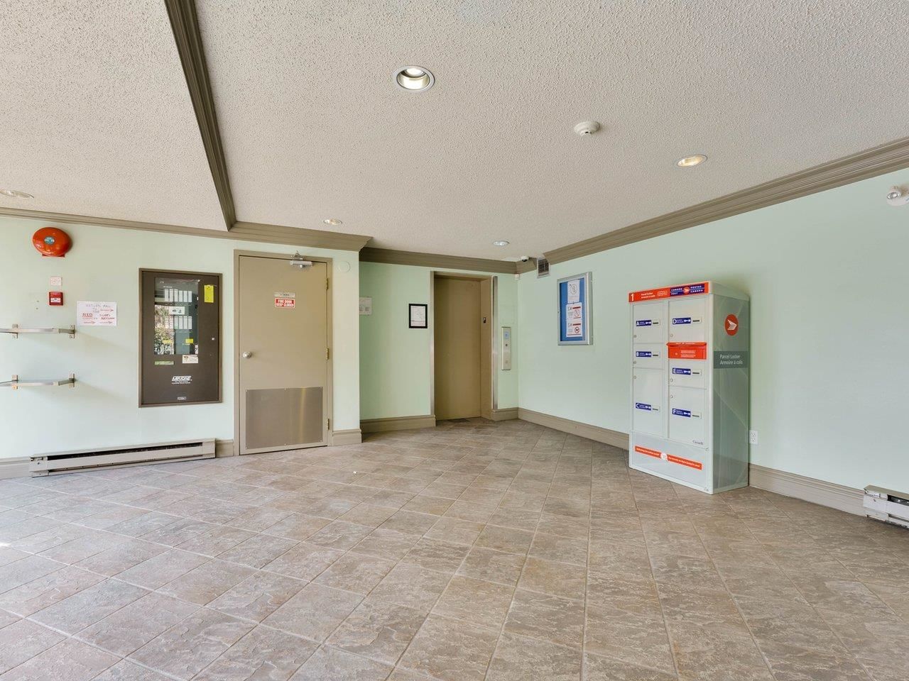Listing Image 26
