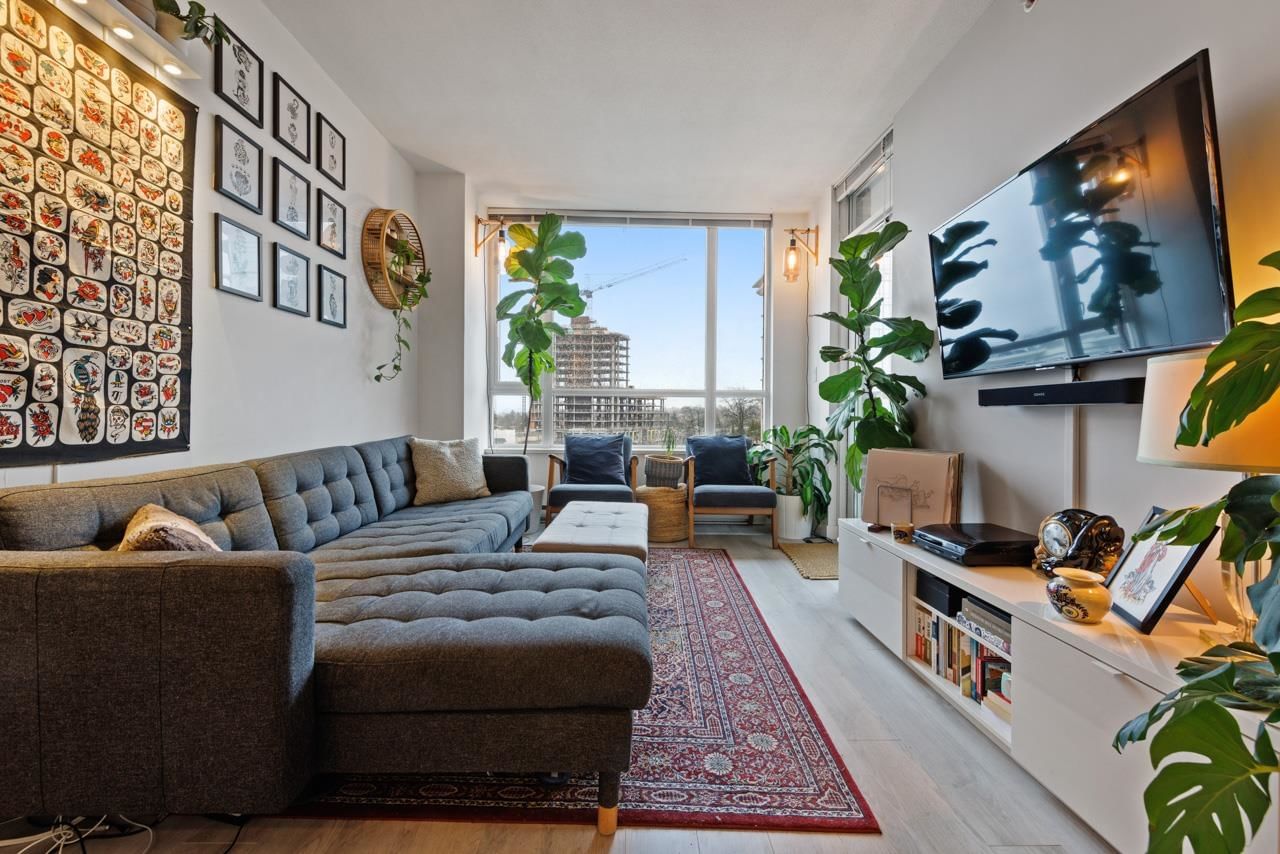 Listing Image 12
