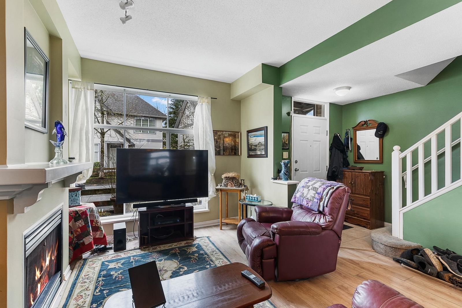 Listing Image 14