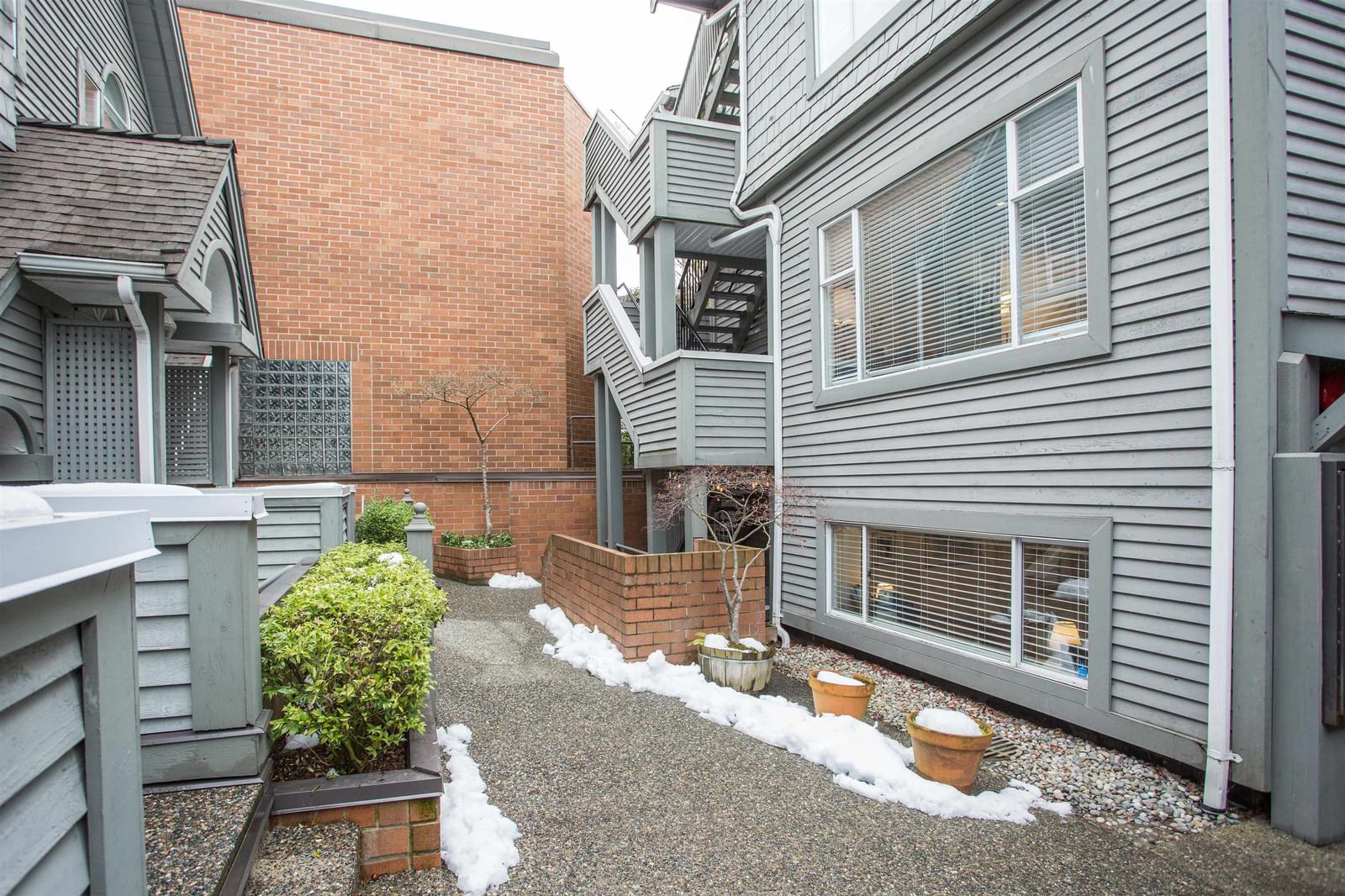 Listing Image 24
