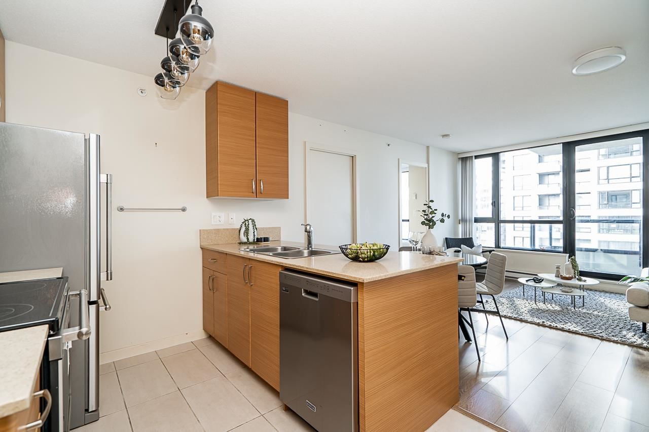 Listing Image 9