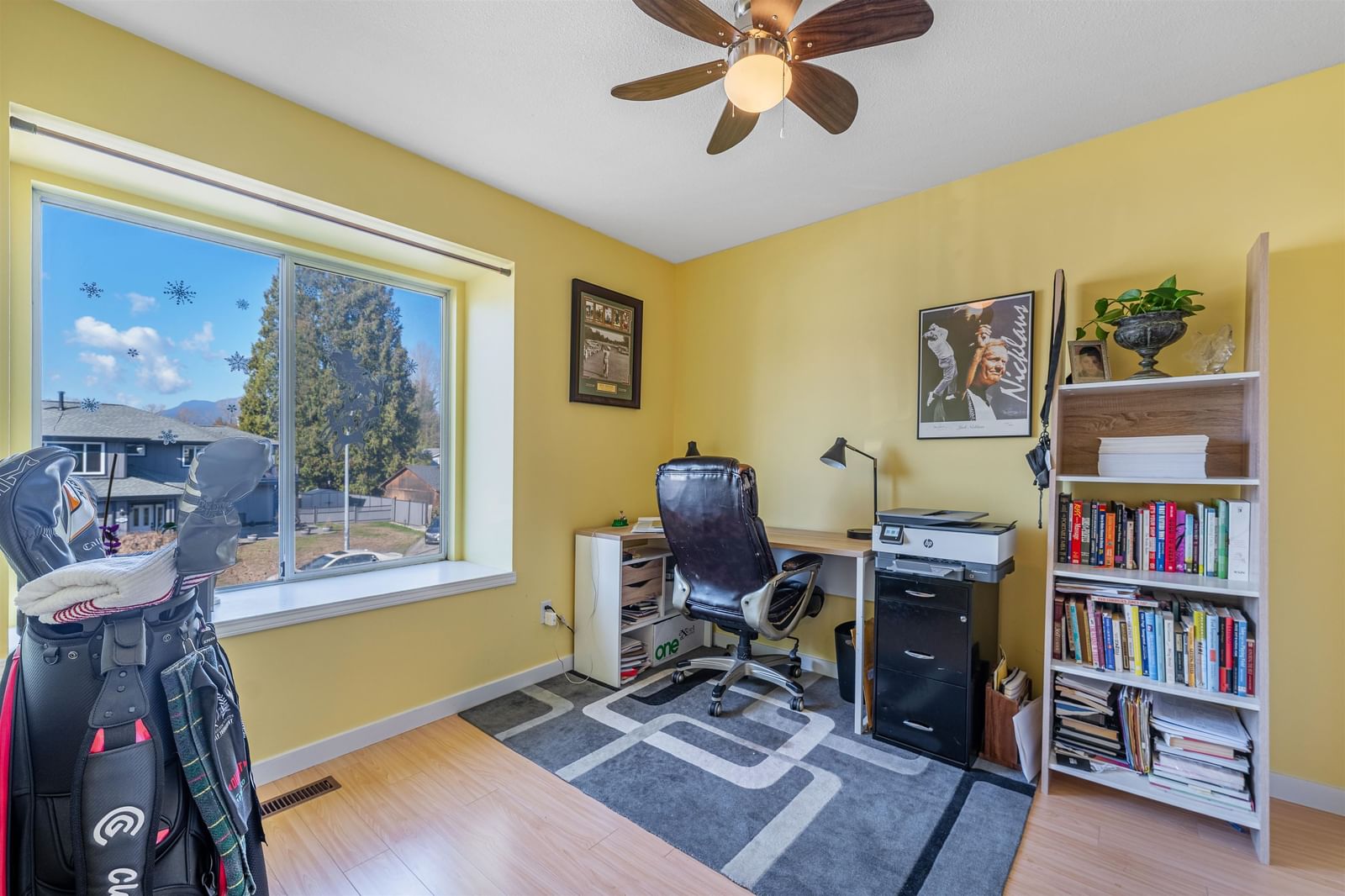Listing Image 16