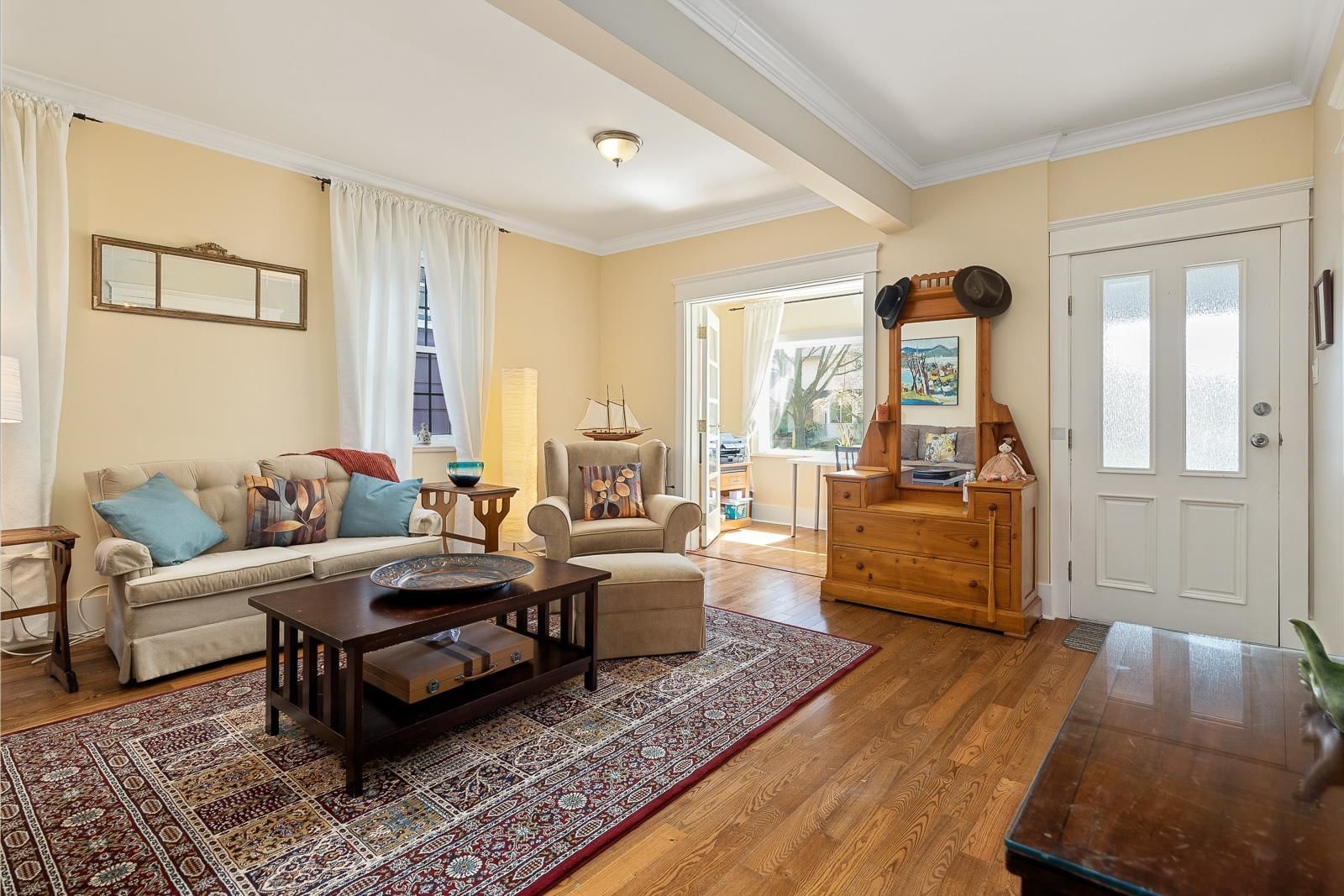 Listing Image 8