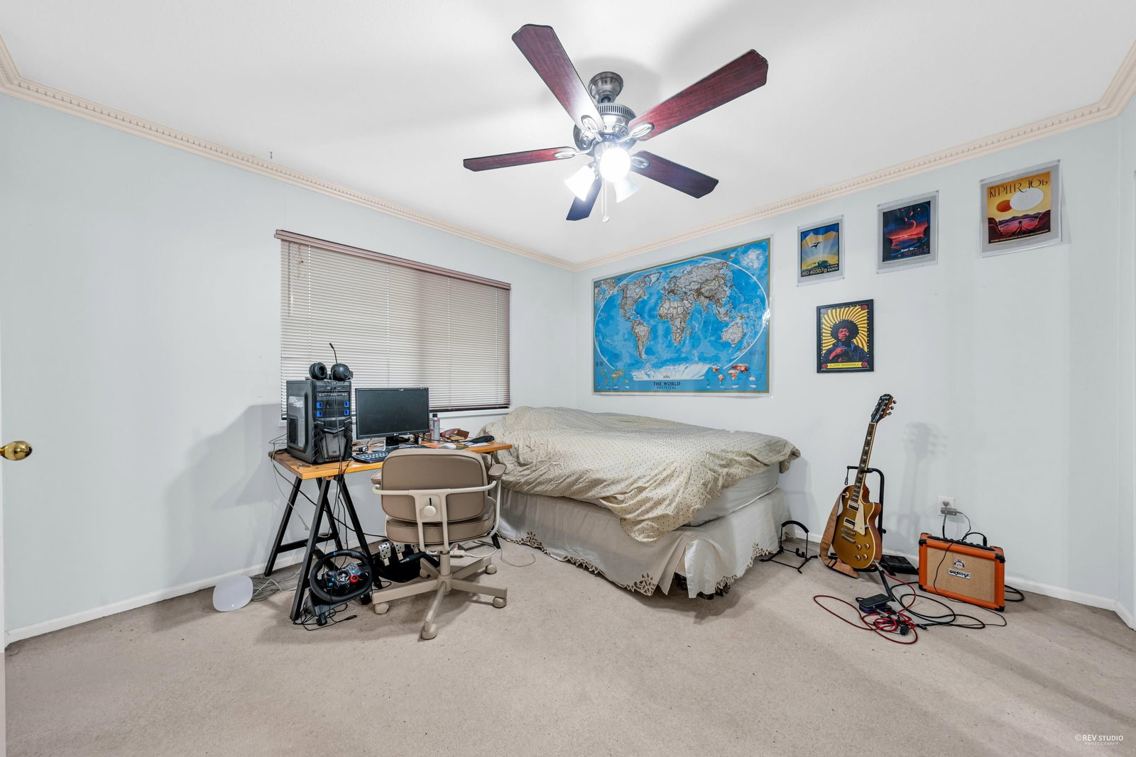 Listing Image 8