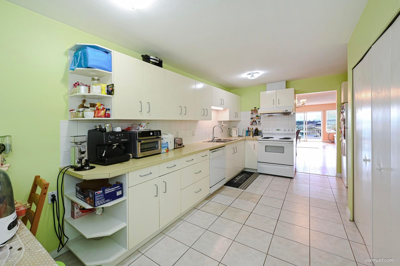 Listing Image 14