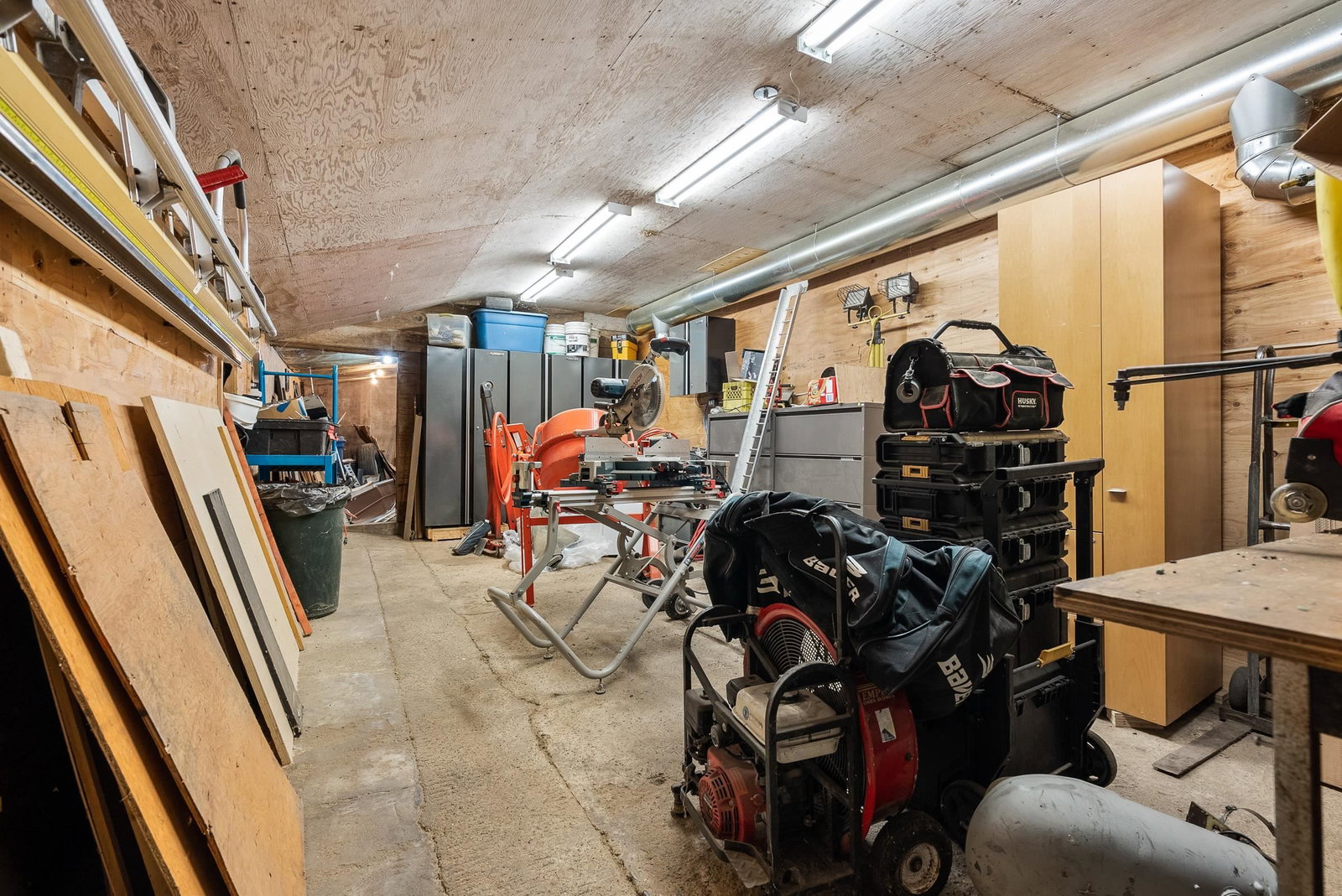 Listing Image 32
