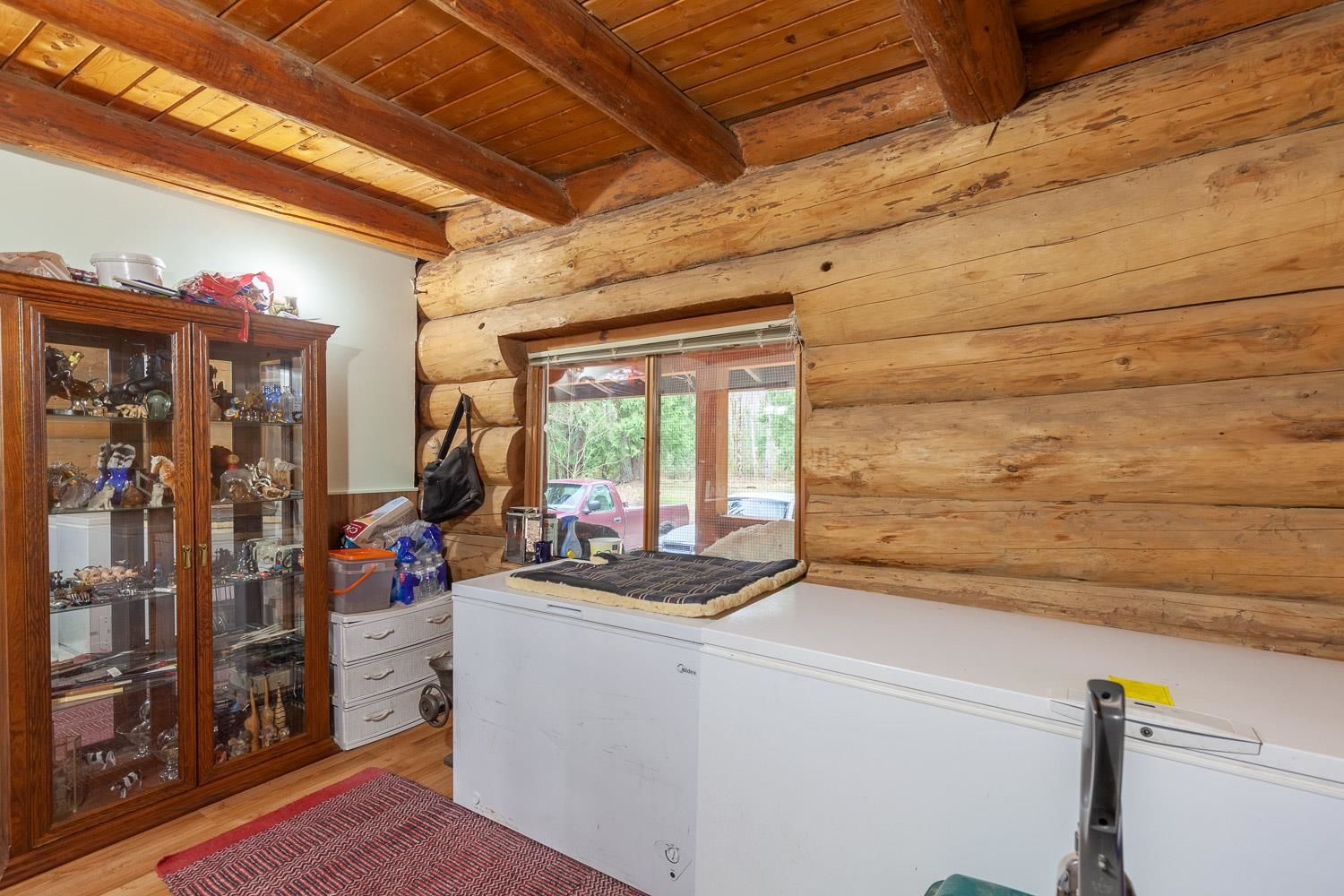 Listing Image 16