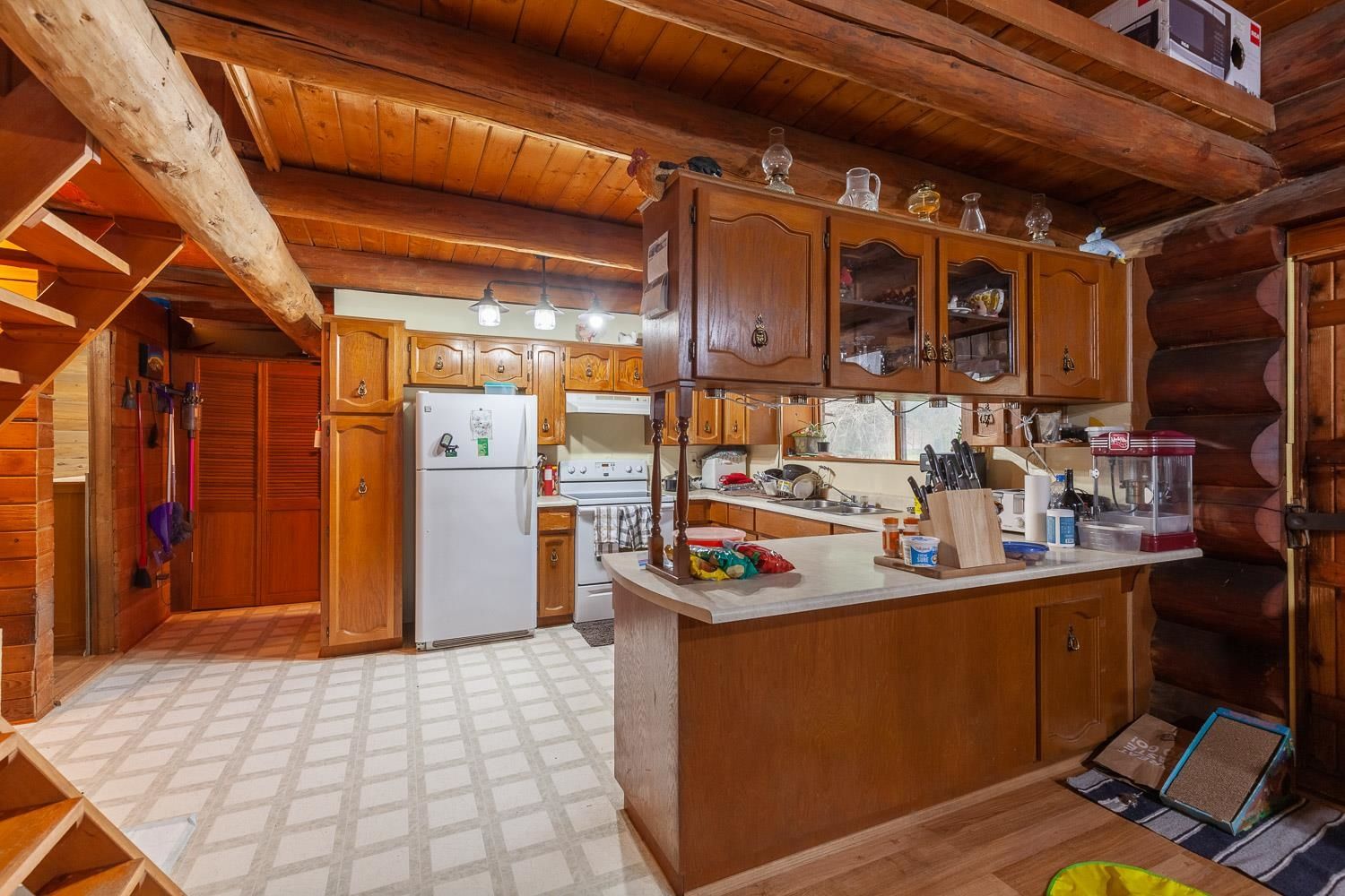 Listing Image 9