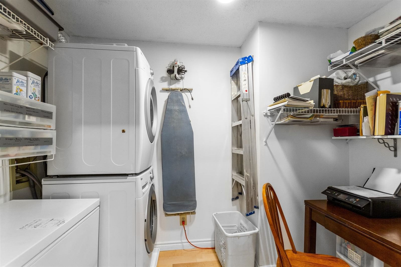 Listing Image 18