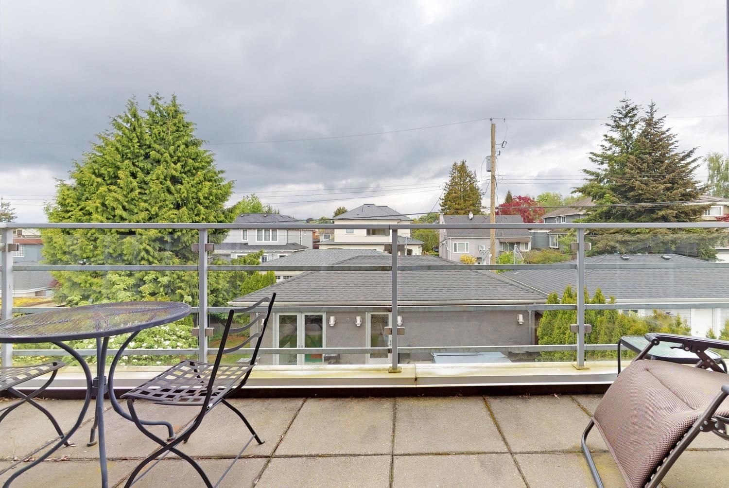 Listing Image 17