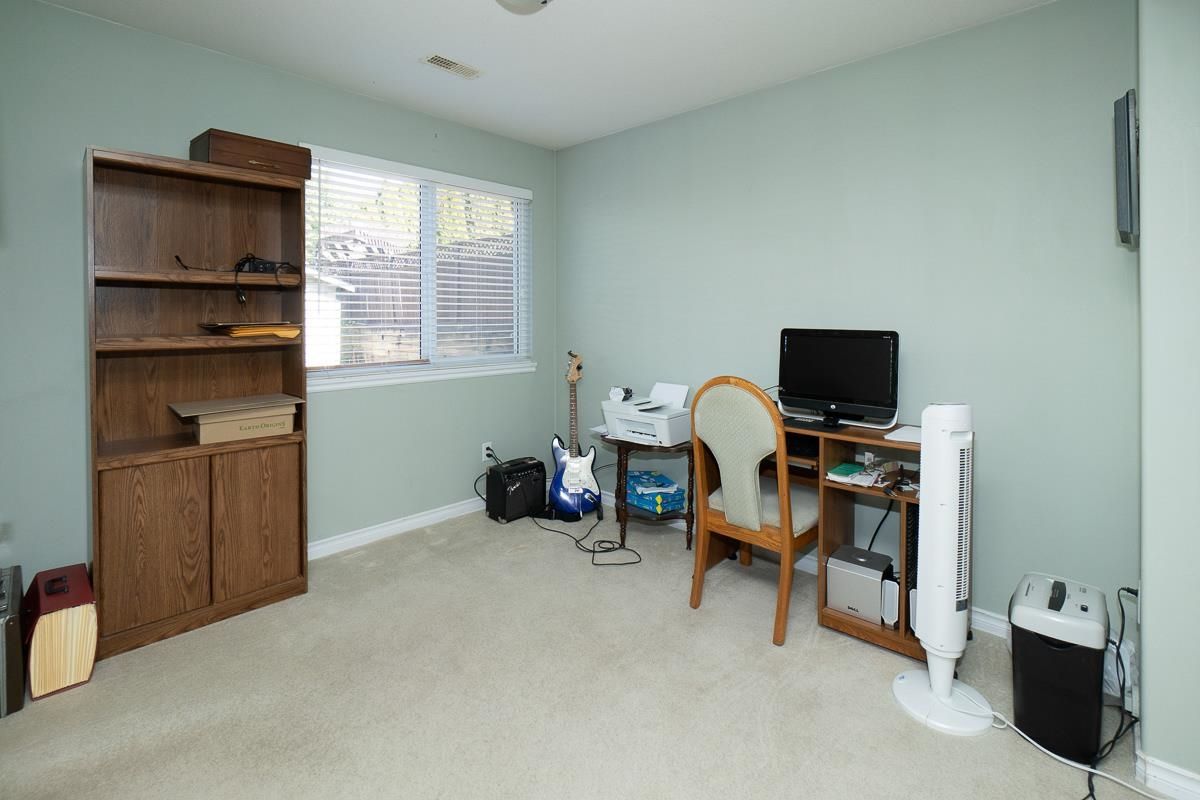 Listing Image 27