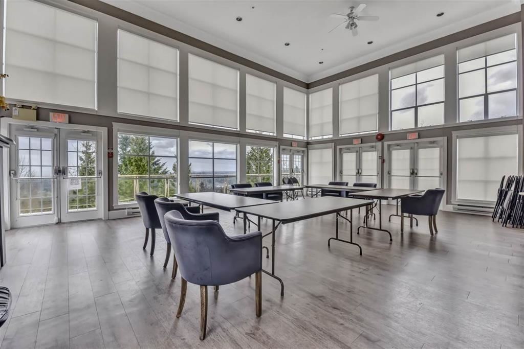 Listing Image 38