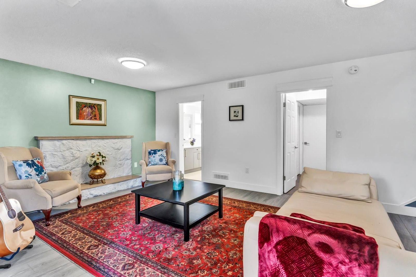 Listing Image 17