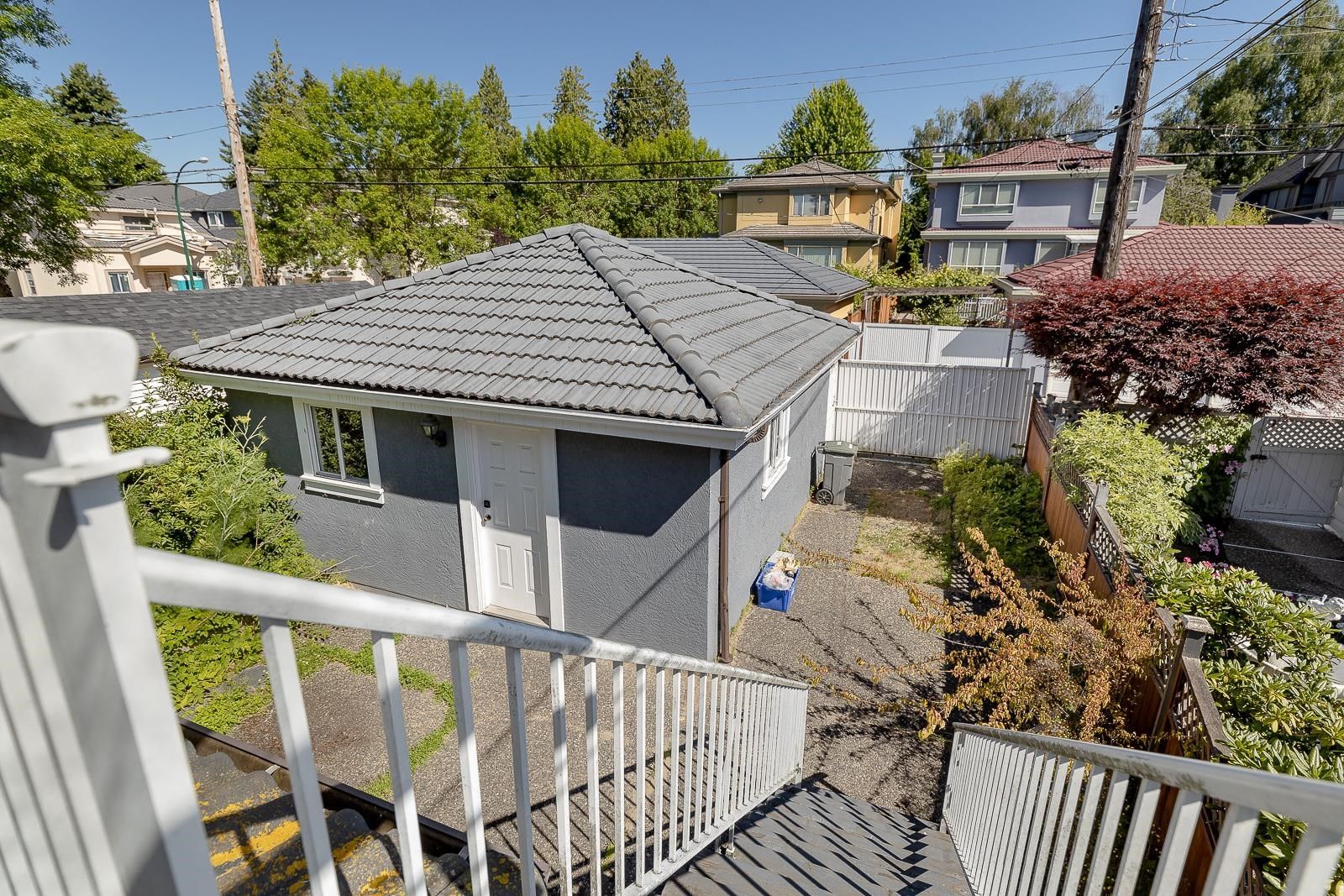 Listing Image 19