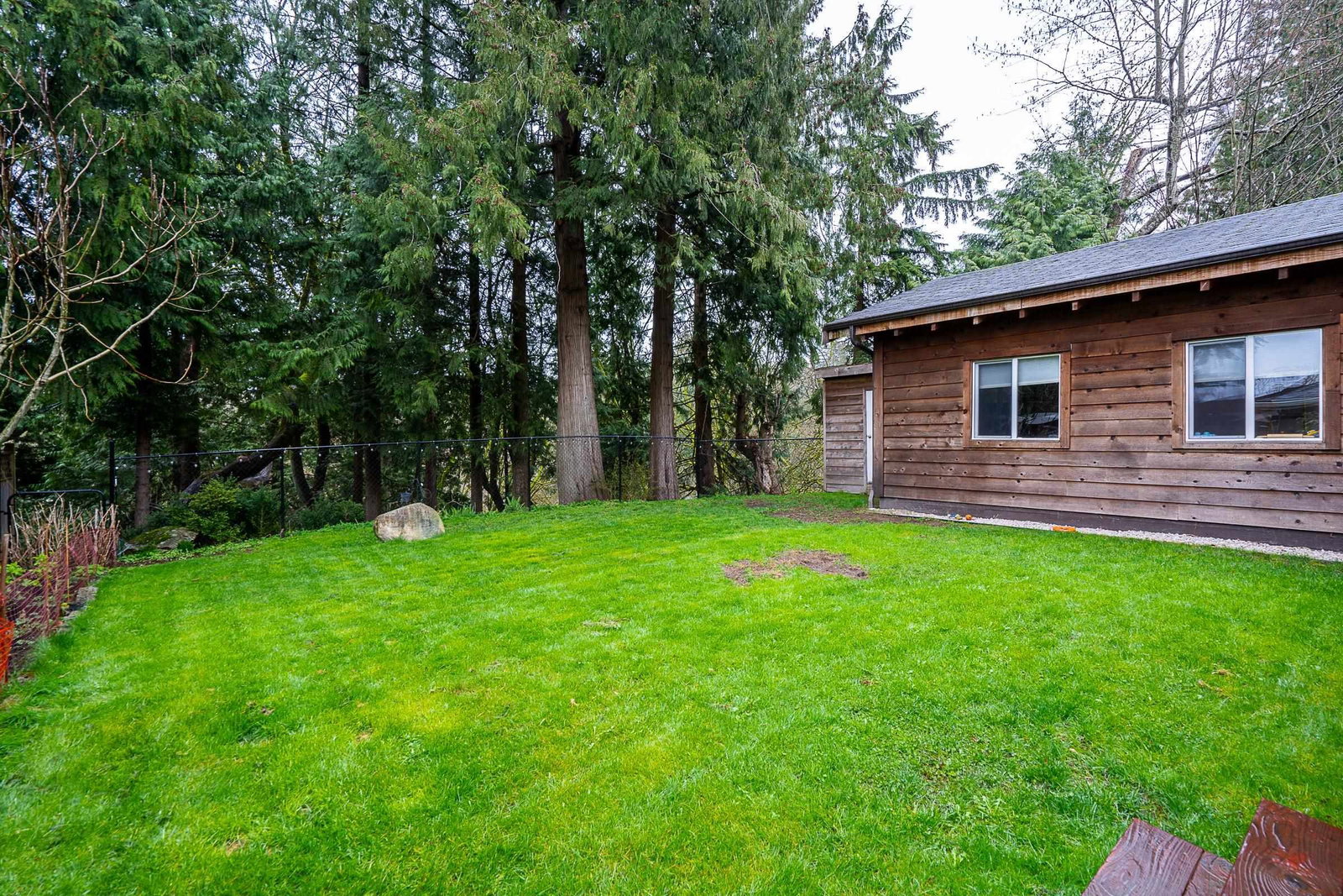 Listing Image 25
