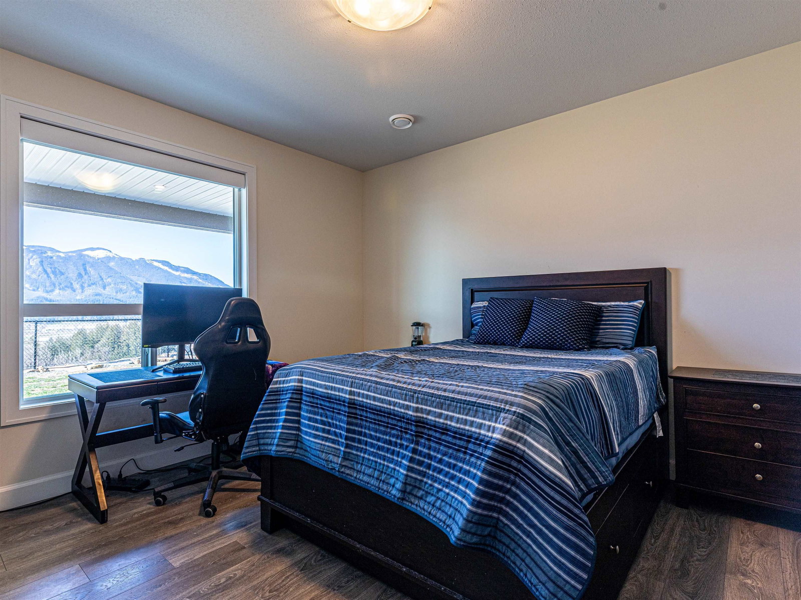 Listing Image 38
