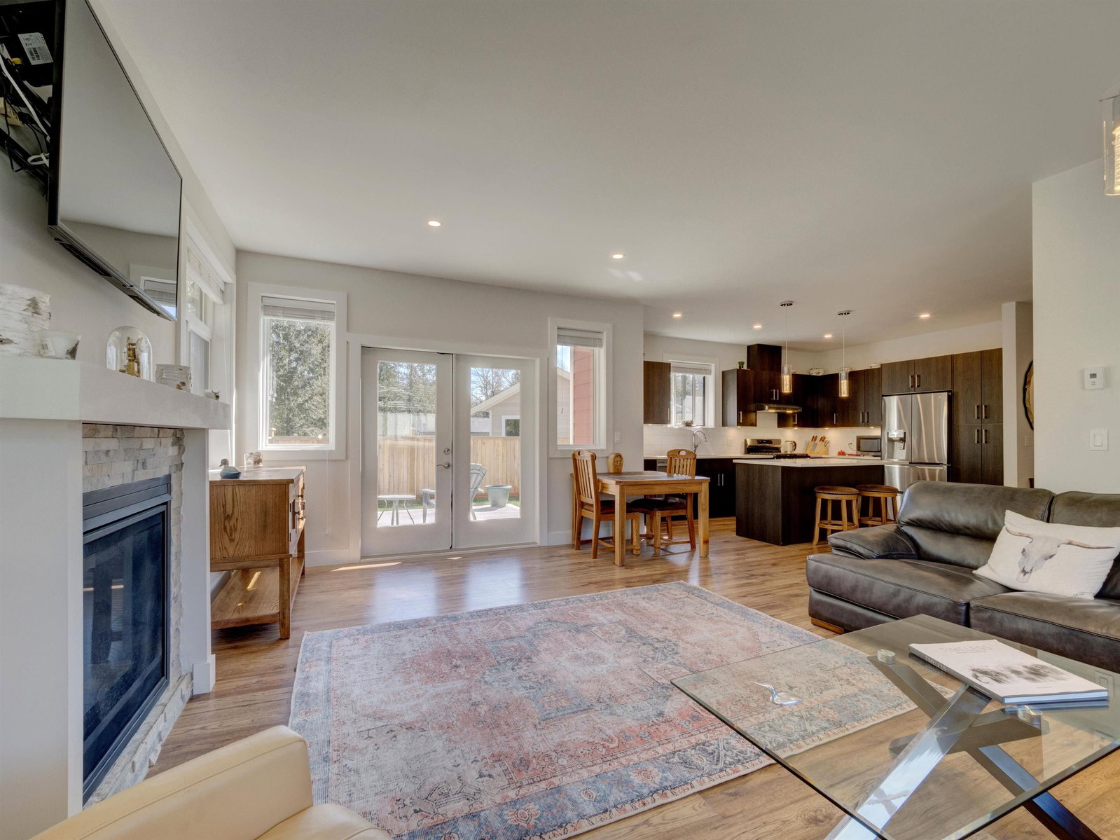 Listing Image 18