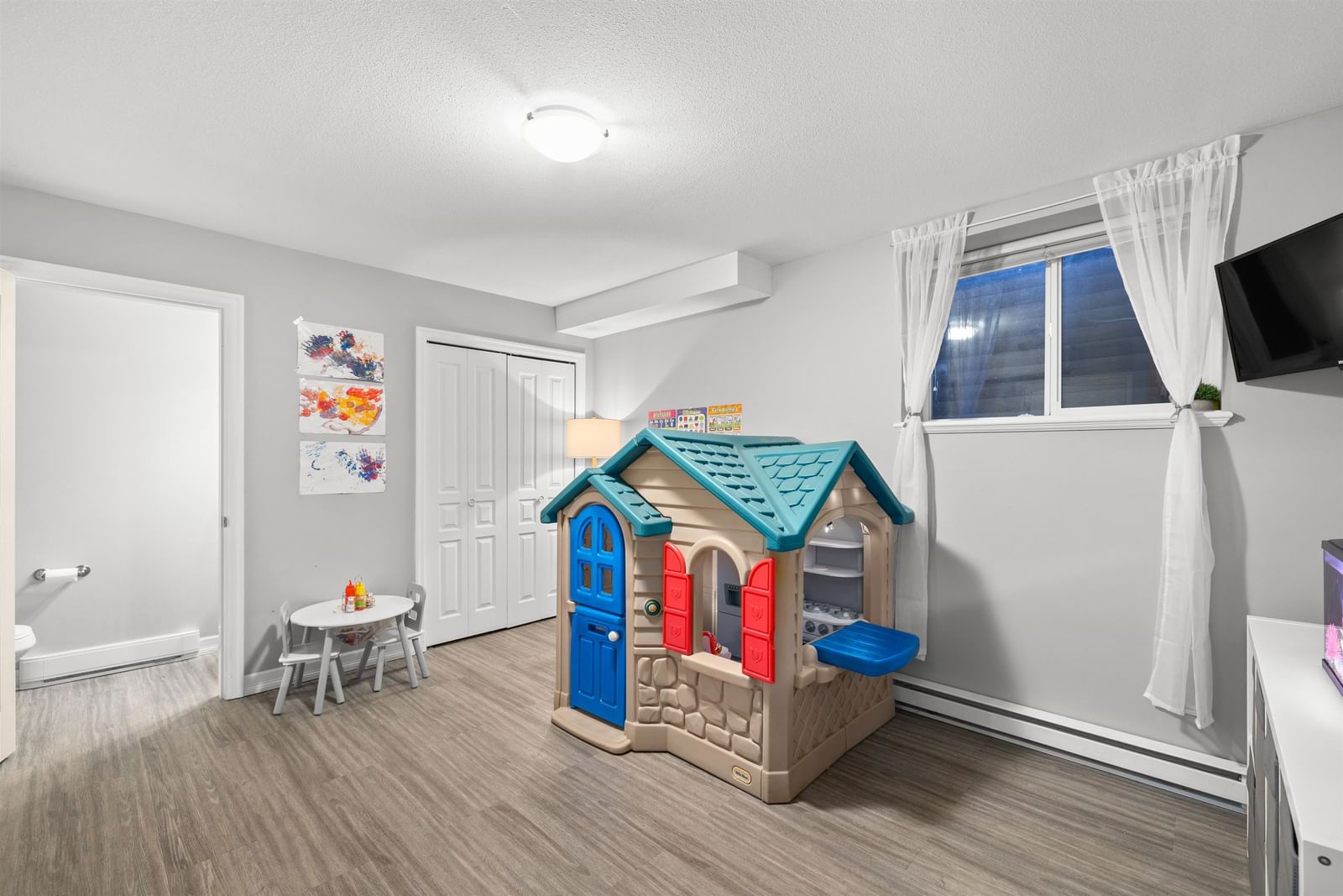 Listing Image 26