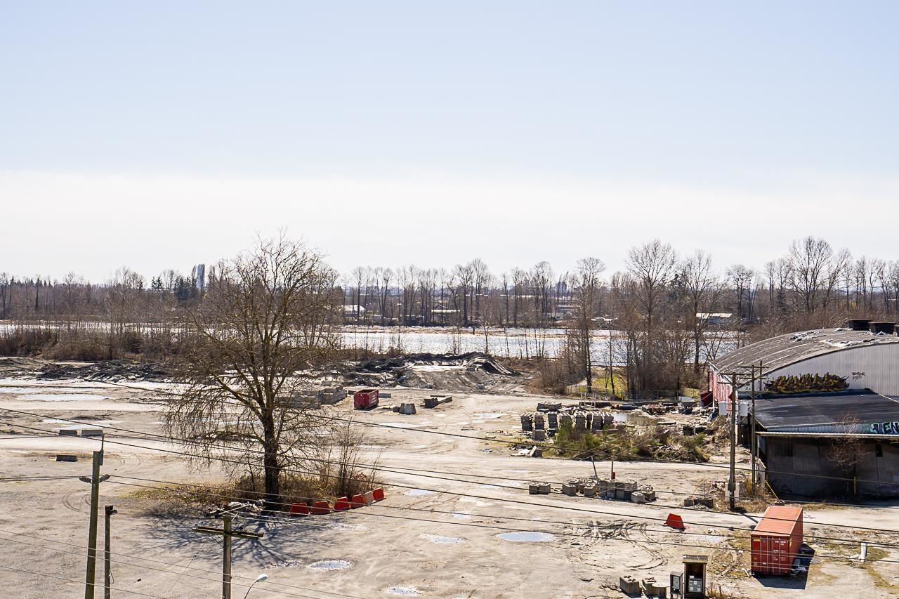 Listing Image 32