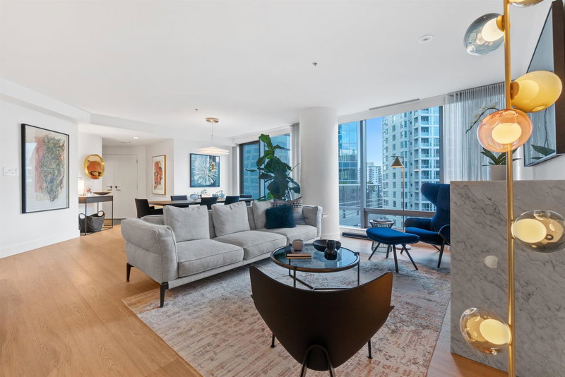 1701 - 1111 Alberni Street, Vancouver, V6E 4V2 | Image 2