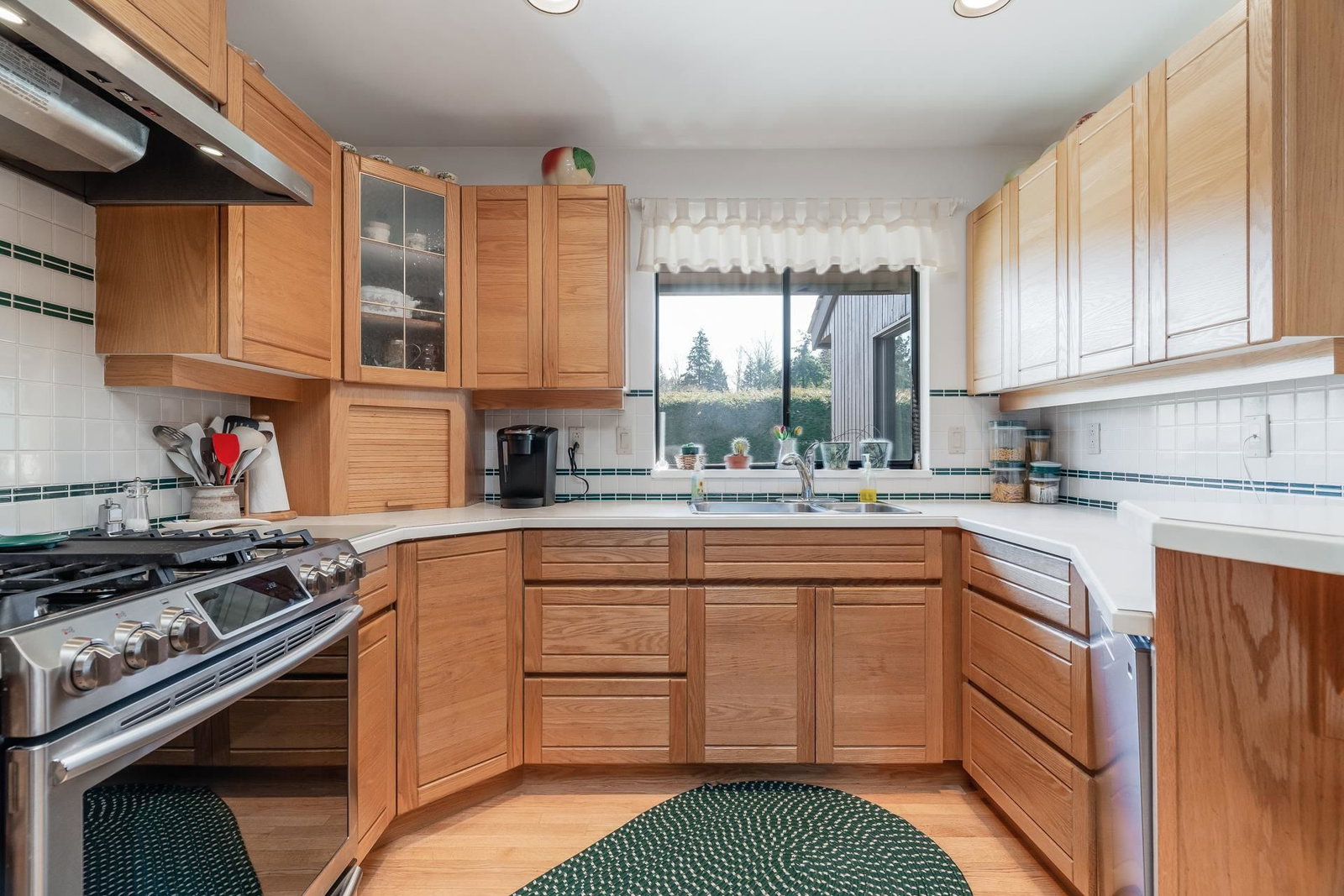 Listing Image 13