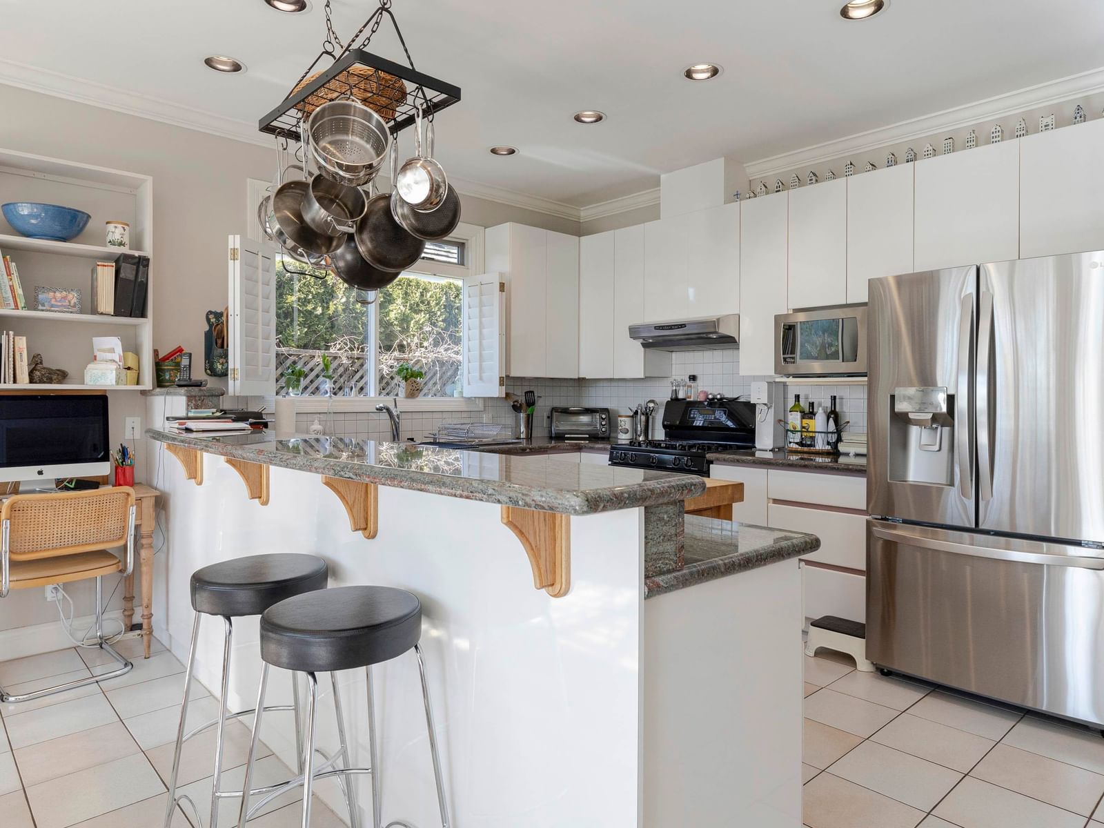 Listing Image 24