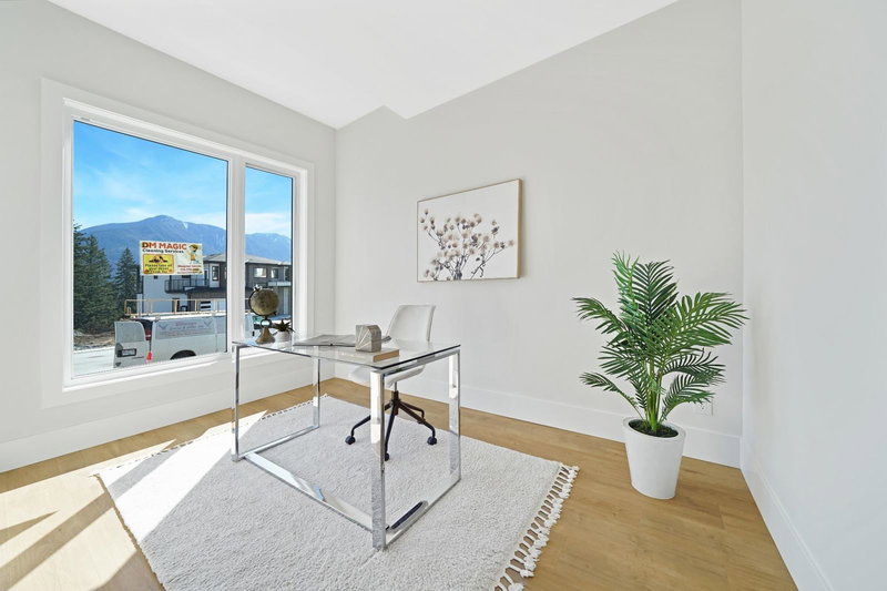 46137 Crestview Drive, Chilliwack, V2R 6G4 | Image 3