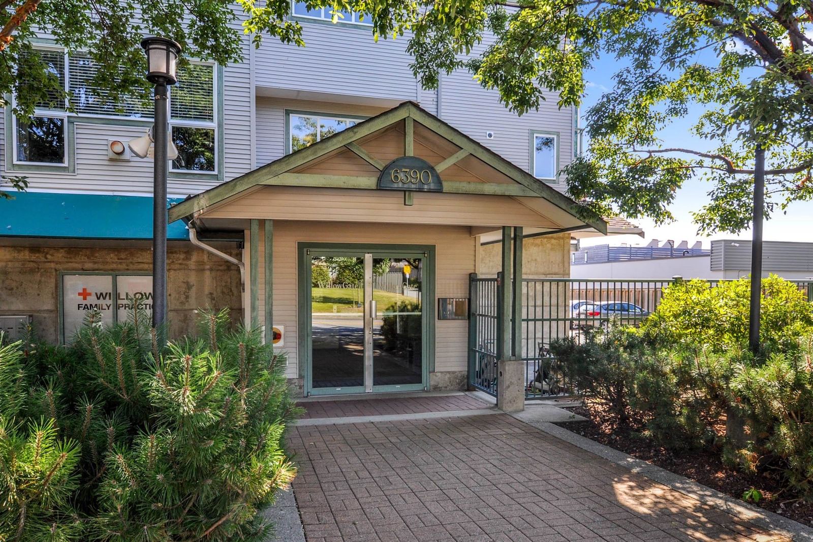 Listing Image 1