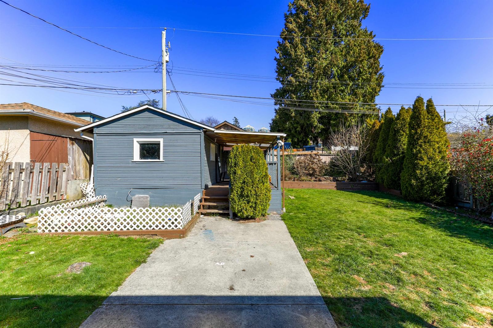 Listing Image 16