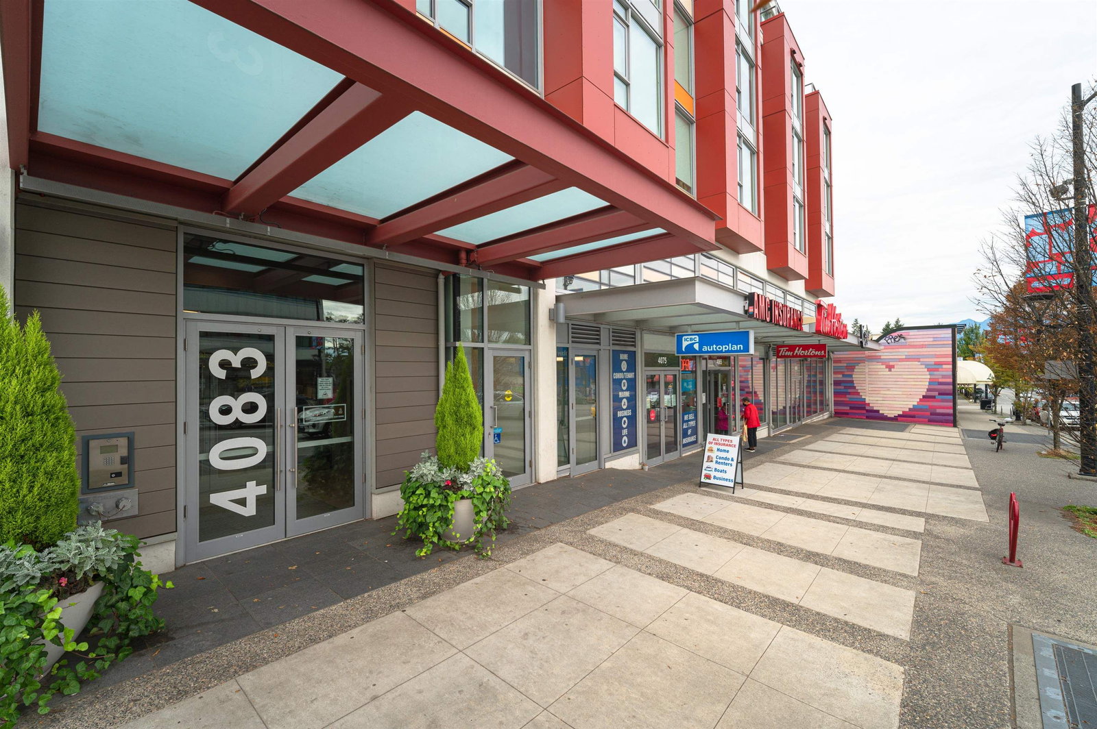 Listing Image 14