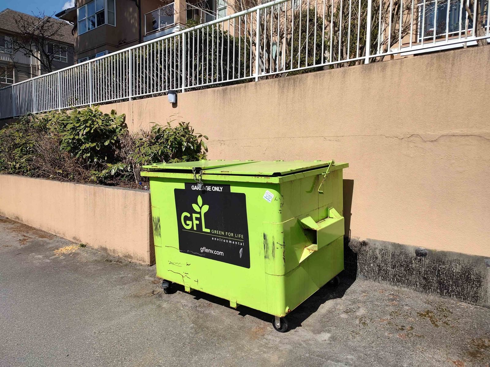 Listing Image 12