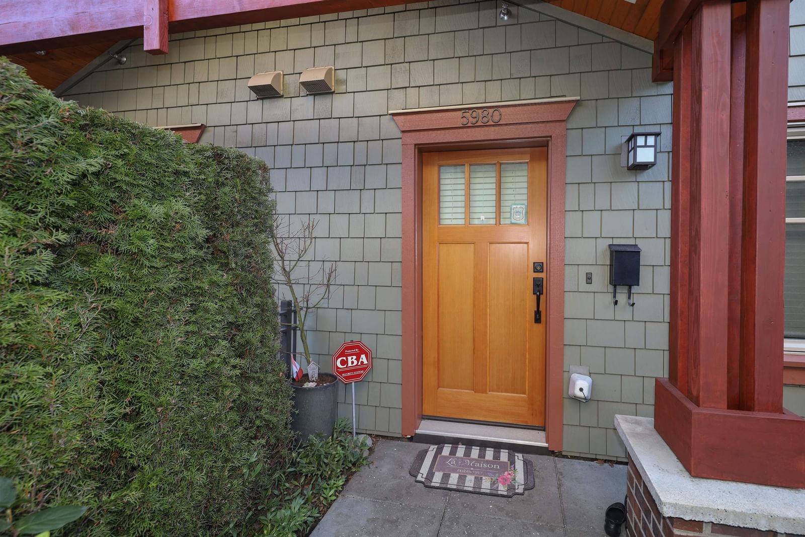 Listing Image 16