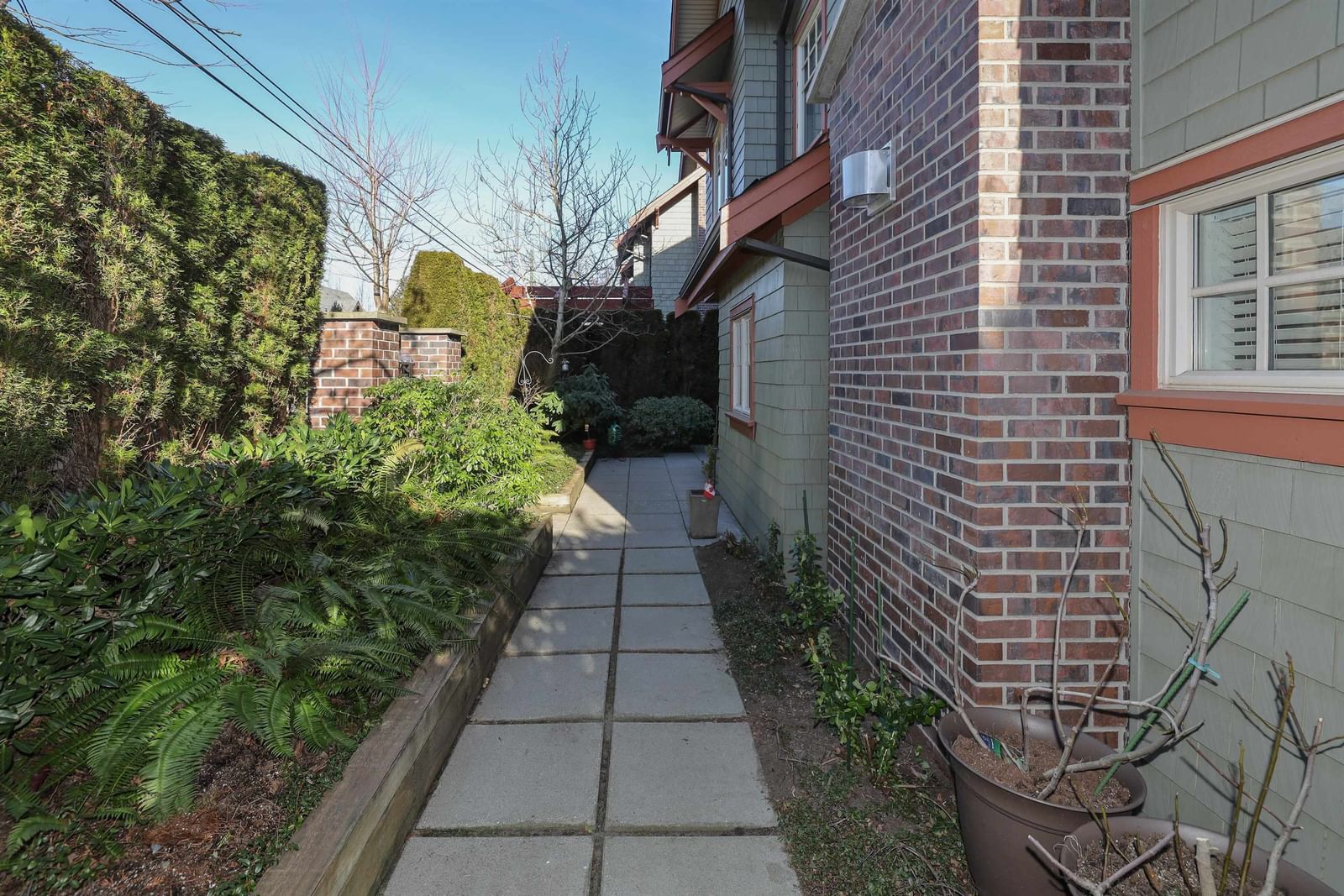 Listing Image 17