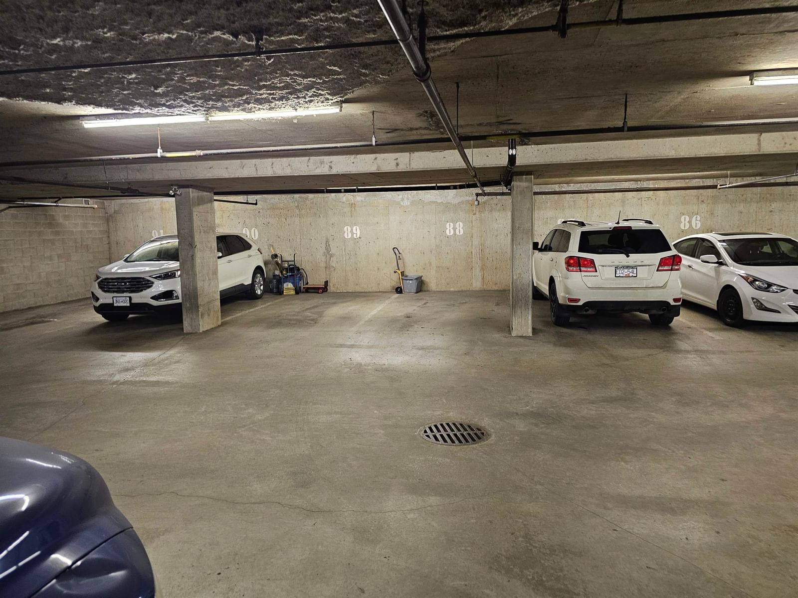 Listing Image 28