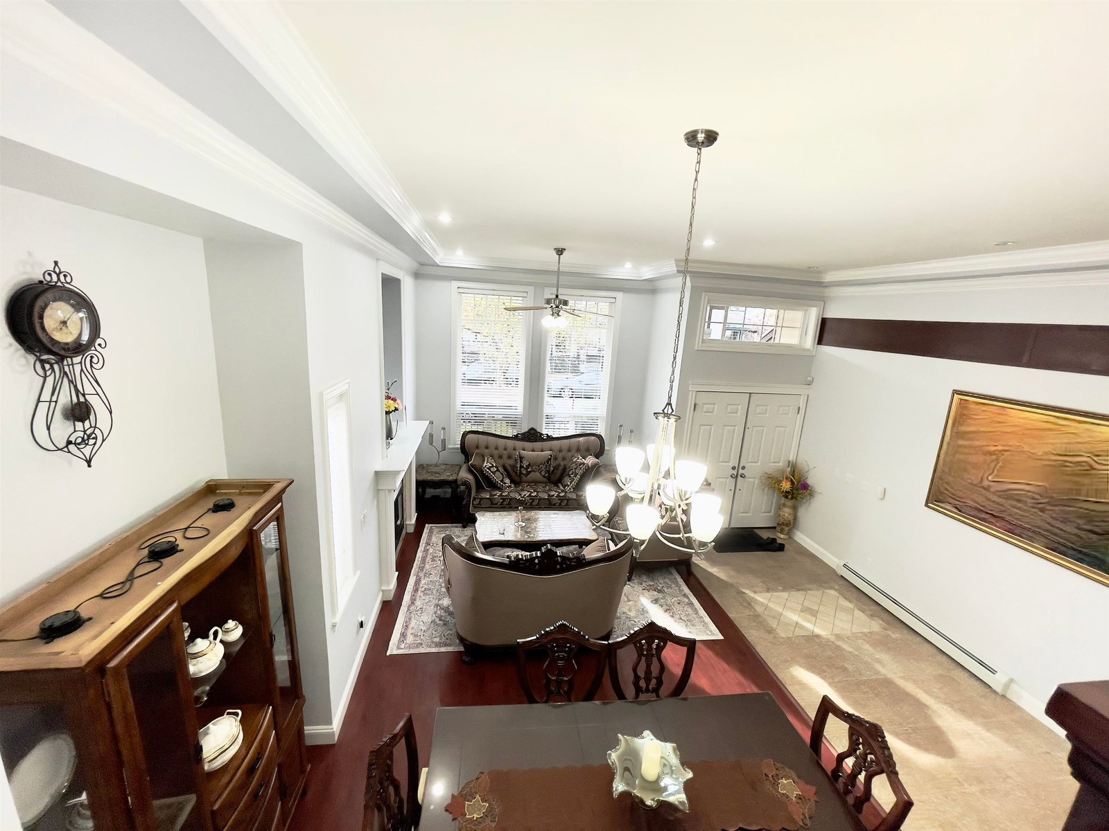 Listing Image 11