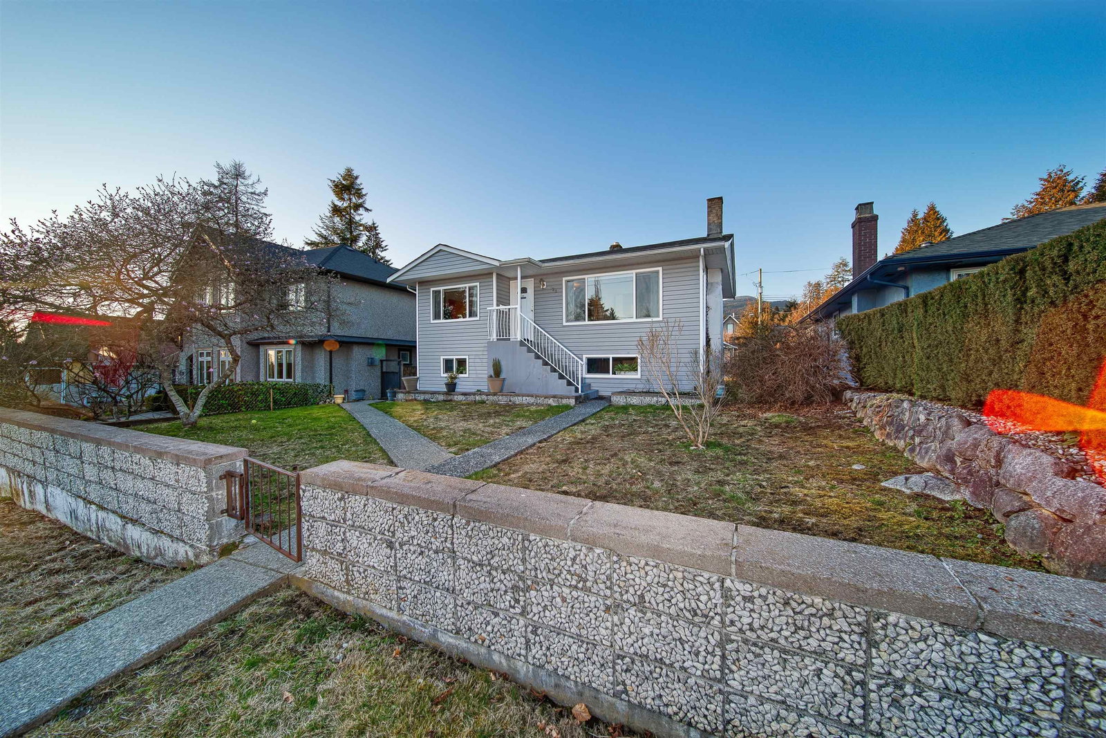 Listing Image 19