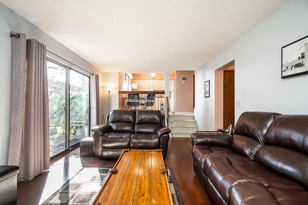 Listing Image 17