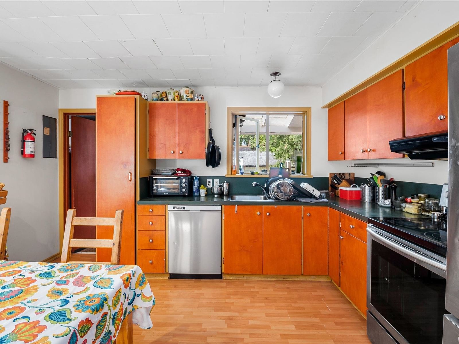 Listing Image 13