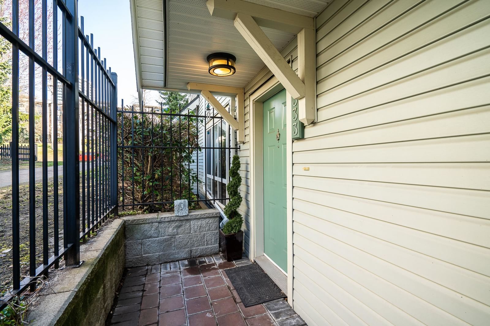 Listing Image 18