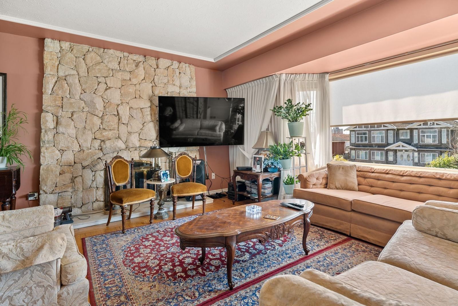 Listing Image 19