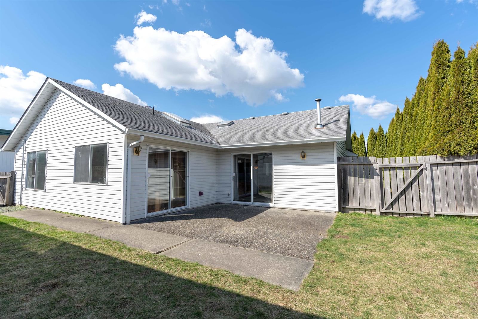 Listing Image 16